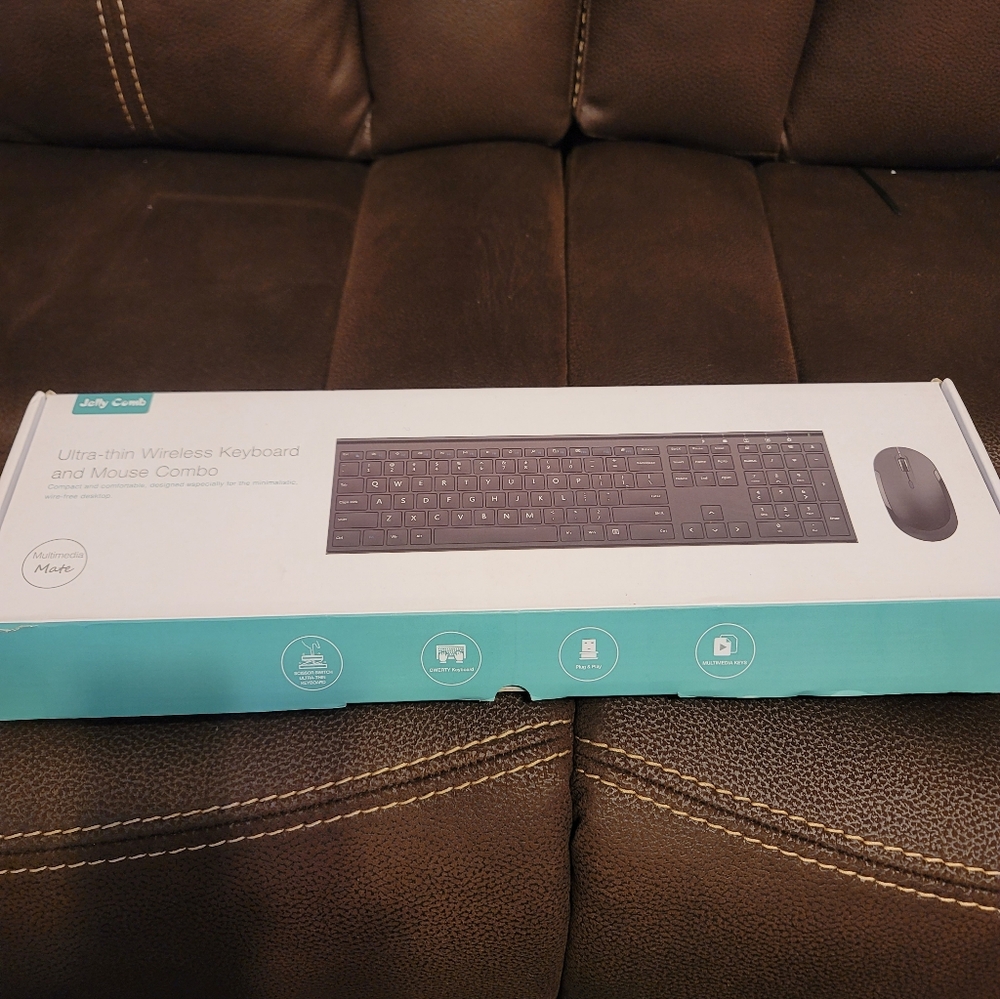 Jelly Comb Wireless Keyboard and Mouse Combo